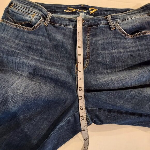 Seven7 Boombshell Hi Rise Bootcut Jeans Size 16W - Picture 6 of 10